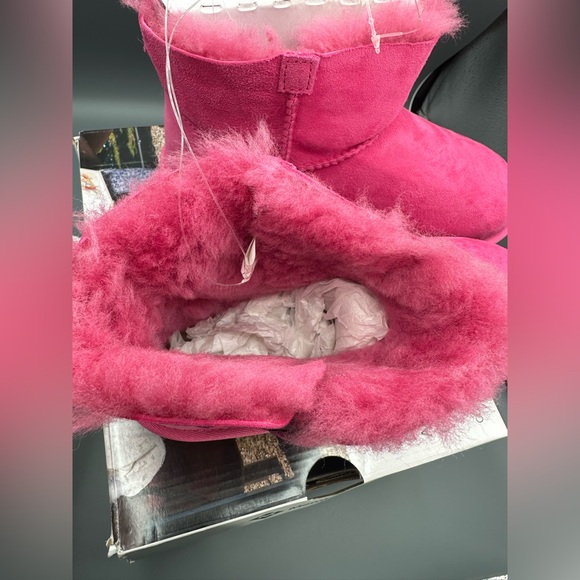 NIB Member's Mark Short Sheepskin Buckle Boots Girl's Size 4 Pink - Picture 4 of 12